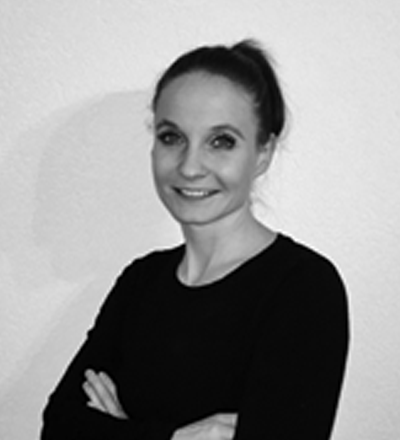 Dr Nora Schneider
